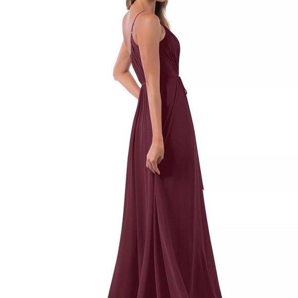 Azazie Bridesmaid Cabernet A-Line Cold Shoulder dress Plus Size 20w. - Picture 2 of 8